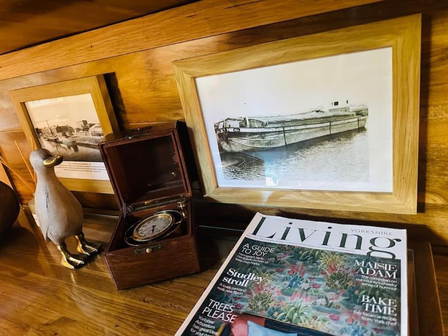 Unique Houseboat Experience I Central City Break ヨーク エクステリア 写真